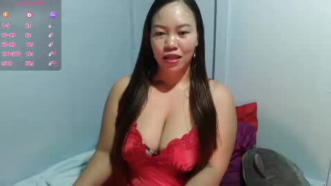 Snapshot of big_buttasian chatting on January 19, 1:53 am Grace - online show from January 19, 1:53 am