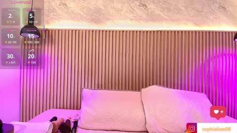 Tell me Sophia  online show from September 23, 8:18 pm