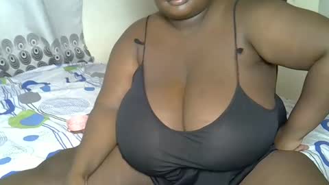 Snapshot of bigchocotities chatting on January 5, 7:39 pm bigchocotities online show from January 5, 7:39 pm