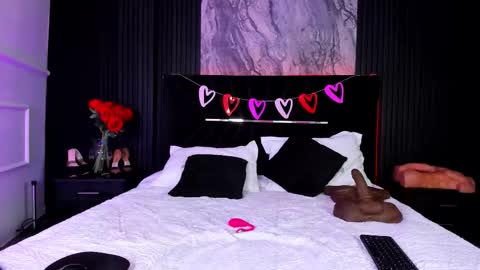 Zayra online show from March 4, 8:10 am