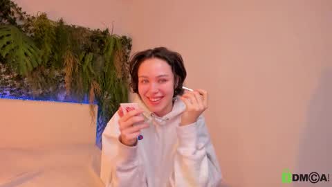 Jenny online show from March 2, 9:32 am