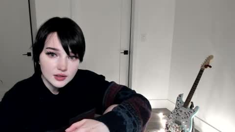 Ella online show from November 12, 12:58 pm