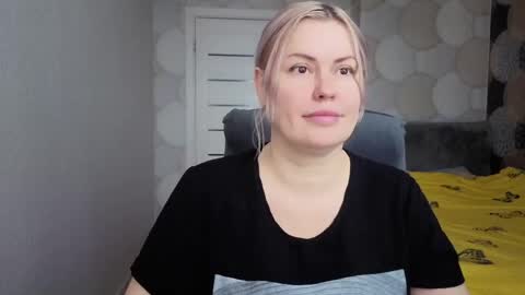 blackeyes11 online show from April 15, 5:30 am