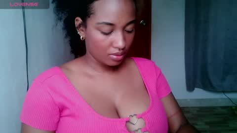 Shophie White online show from August 5, 2:12 pm