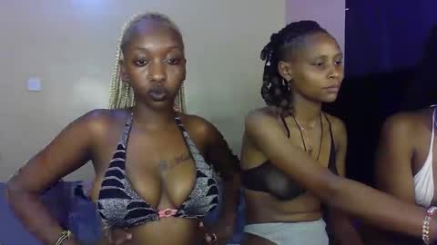 blackqueen2030  online show from May 23, 11:30 am