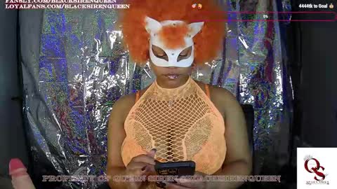 Queen Siren online show from April 16, 2:12 am