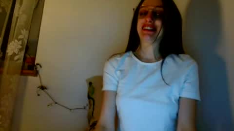 Ivy online show from May 19, 10:50 pm