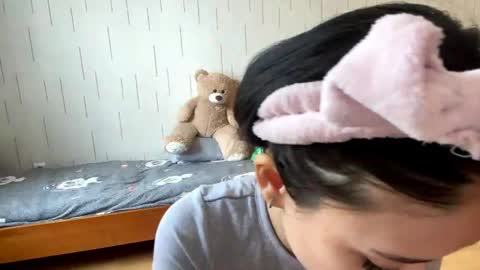 Mila online show from April 14, 7:41 am