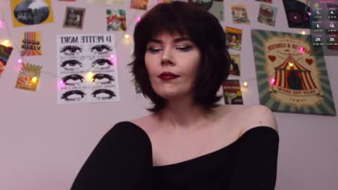 Britney online show from April 2, 1:52 pm