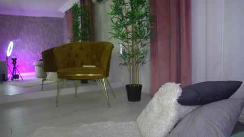 blakmy online show from March 21, 6:07 am