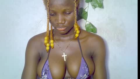 nikky00 online show from March 4, 9:27 am