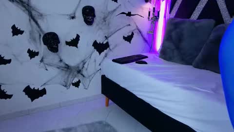 alejandra online show from October 25, 1:57 am