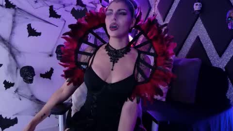 alejandra online show from October 31, 2:13 am