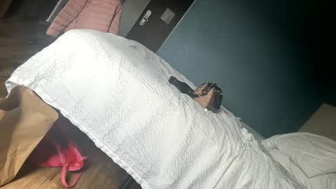 Gia  online show from April 14, 6:19 pm