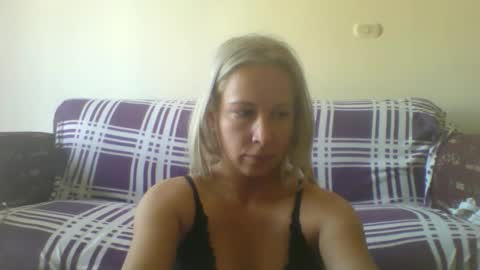 BlondiePam online show from March 1, 9:42 am