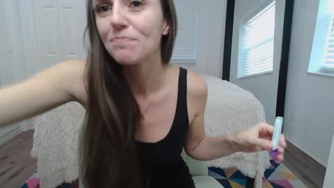 Sarah Zee online show from December 2, 7:03 pm