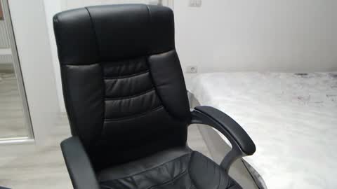 Juliet online show from January 9, 6:45 pm