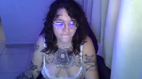 blue_liz online show from October 9, 6:01 pm