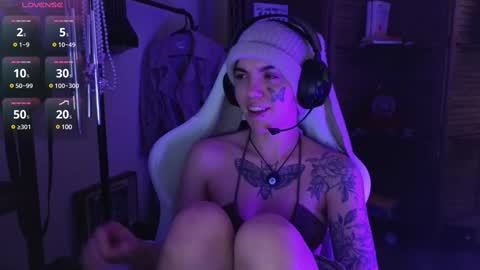 Blue online show from February 28, 11:36 am