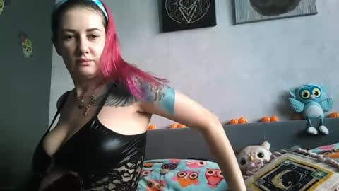 BlueXOwl online show from June 28, 2:56 pm