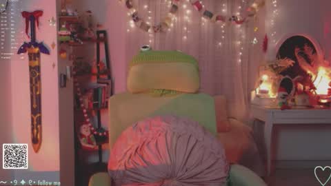   Im Nym  Justa nymph on twitter and IG online show from December 14, 3:23 am