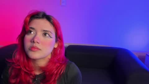 bombon online show from April 3, 12:25 pm