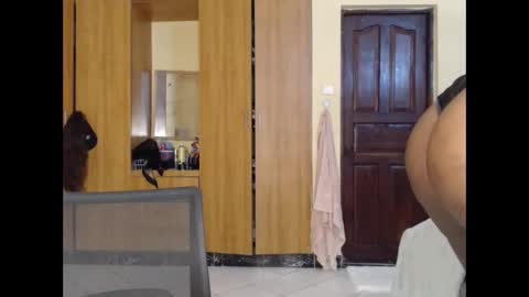 booby_candy online show from November 7, 4:18 am