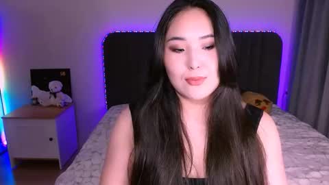 Mona online show from February 4, 7:00 am