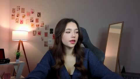 Rachel online show from January 12, 8:36 pm