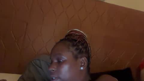 breelove6969 online show from November 2, 12:25 am