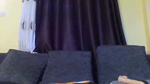 breelia online show from October 26, 6:09 am