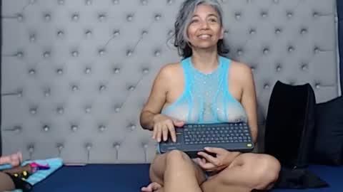 BRENDA VELASQUEZ online show from March 19, 7:18 pm