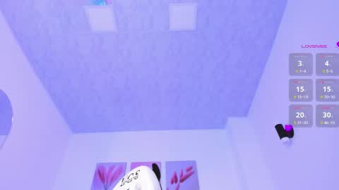   online show from March 3, 2:23 pm