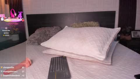 Snapshot of brianna_bondd chatting on October 5, 2:22 pm Briana online show from October 5, 2:22 pm