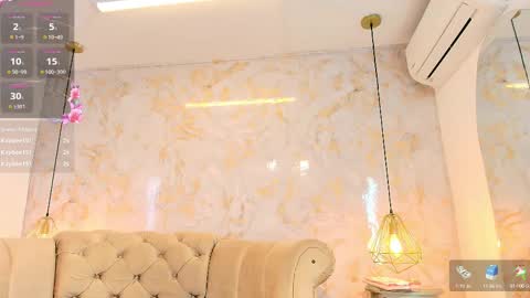 Brianna  online show from September 21, 7:01 pm