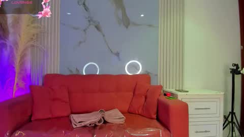    online show from February 26, 12:48 pm