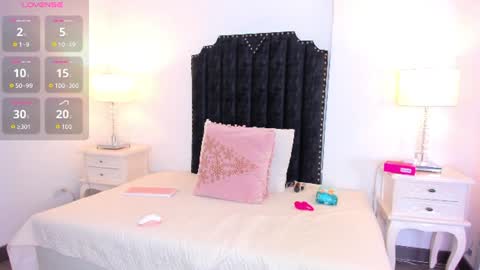 briny saez online show from July 15, 6:56 pm