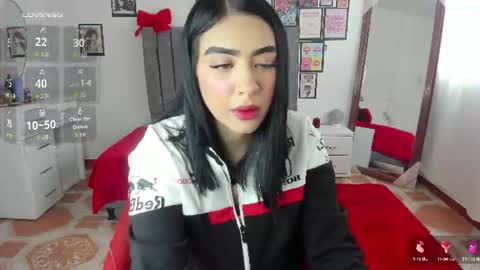 britannie_ online show from July 5, 4:45 pm