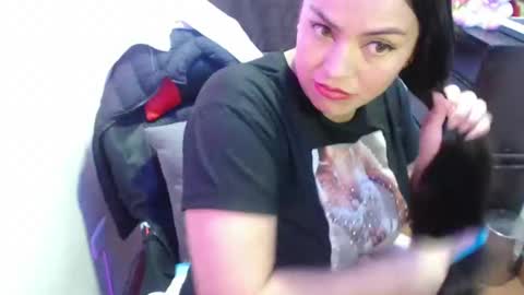 Snapshot of britannysexxy chatting on March 1, 2:59 am scarleth follow mee 3 kis online show from March 1, 2:59 am