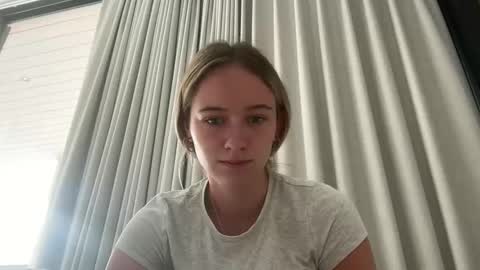Brooke Dawnson online show from May 19, 1:51 pm
