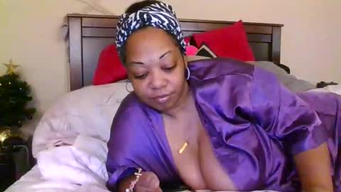 brownroundrenee online show from February 28, 10:58 am