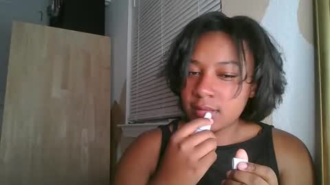 Snapshot of brownsugarcutie3 chatting on October 20, 10:57 pm Brownsuagrcutie online show from October 20, 10:57 pm
