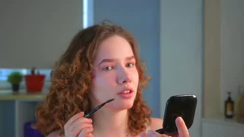 Tess online show from July 1, 2:49 pm