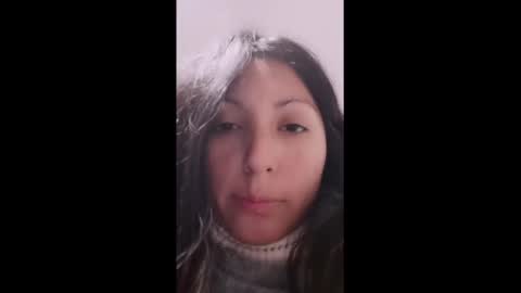 Snapshot of brunela chatting on February 3, 2:03 am brunela online show from February 3, 2:03 am