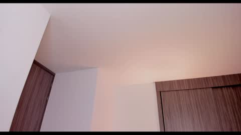 Snapshot of brunnahart chatting on December 17, 5:15 pm     online show from December 17, 5:15 pm