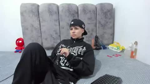 Bruno Cruz online show from July 30, 2:45 am