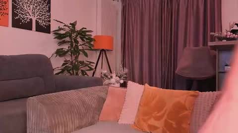 MayaCroft online show from November 25, 3:58 pm