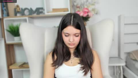 Aria online show from April 12, 7:55 am