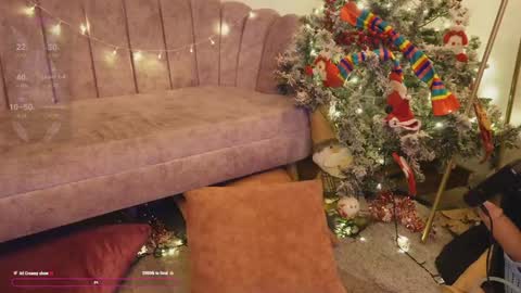 Snapshot of bunnycute_shy chatting on December 19, 12:45 pm 30 Off online show from December 19, 12:45 pm