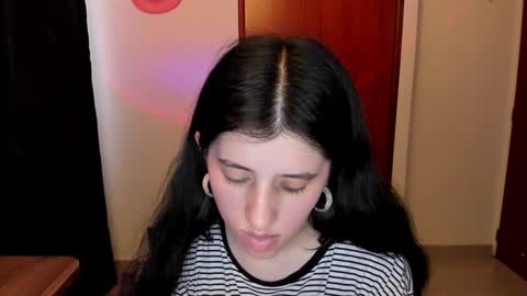 Snapshot of bunnyy09 chatting on December 3, 7:44 pm Jess online show from December 3, 7:44 pm